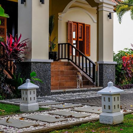 Villa Mata Hari Panji Ngoại thất bức ảnh